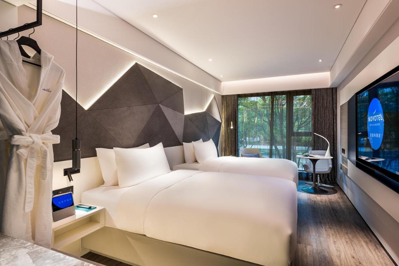 Novotel Yangzhou City Center Exterior photo