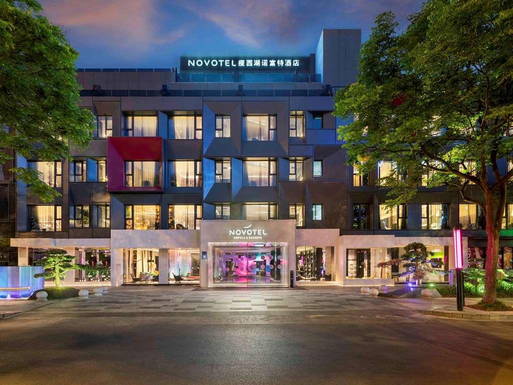 Novotel Yangzhou City Center Exterior photo