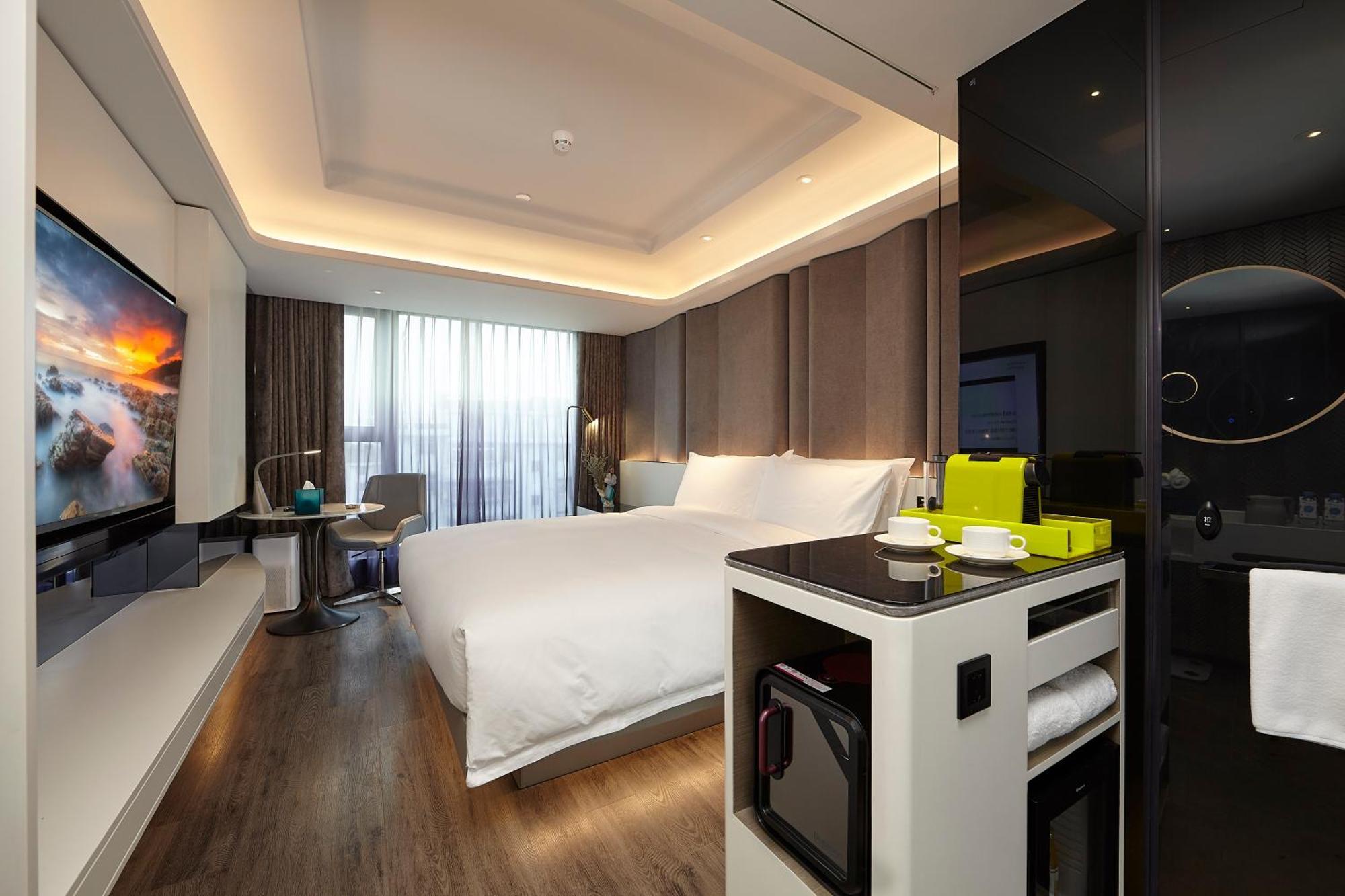 Novotel Yangzhou City Center Exterior photo