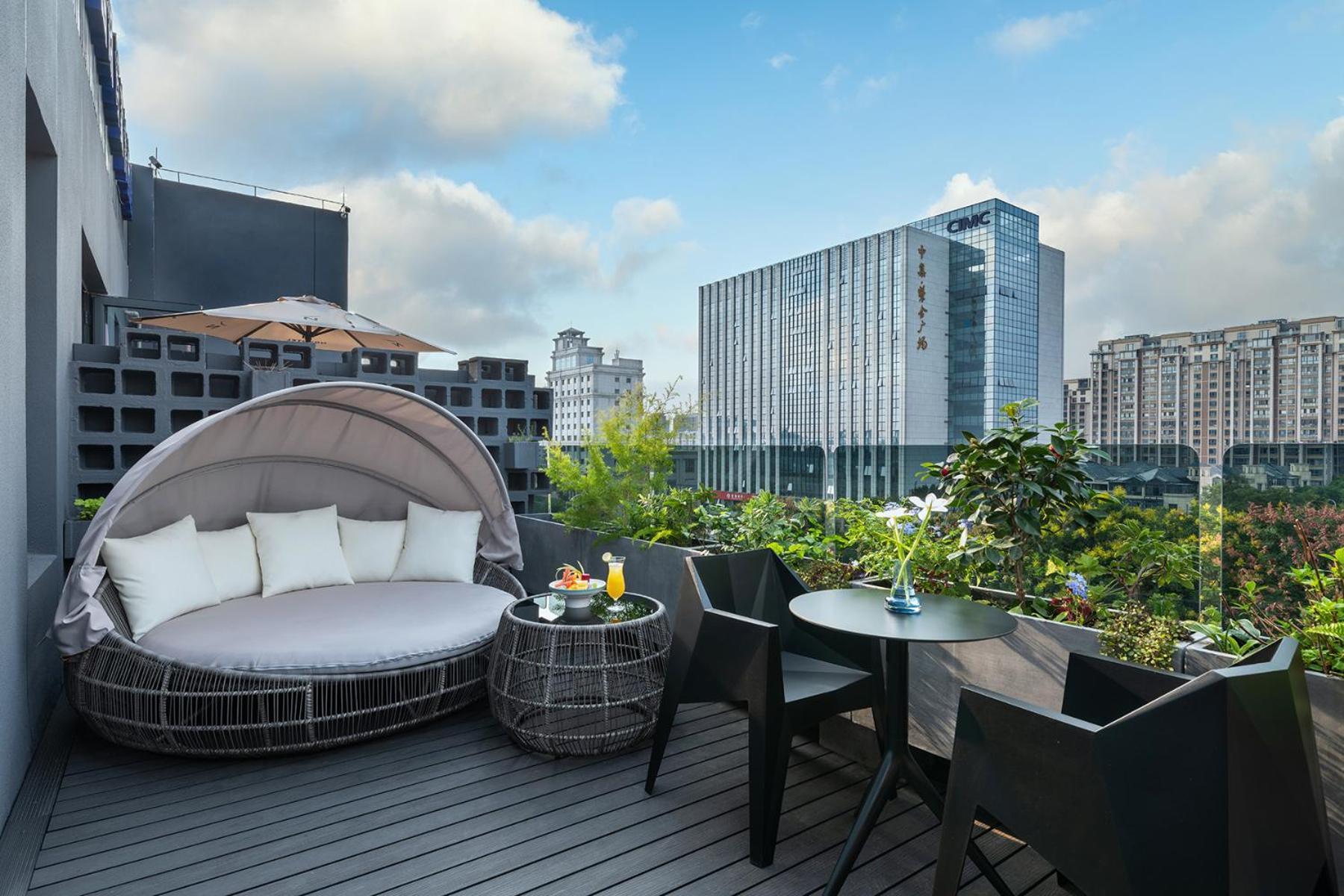 Novotel Yangzhou City Center Exterior photo